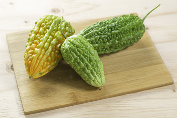 Bitter melon Foods for losing weight